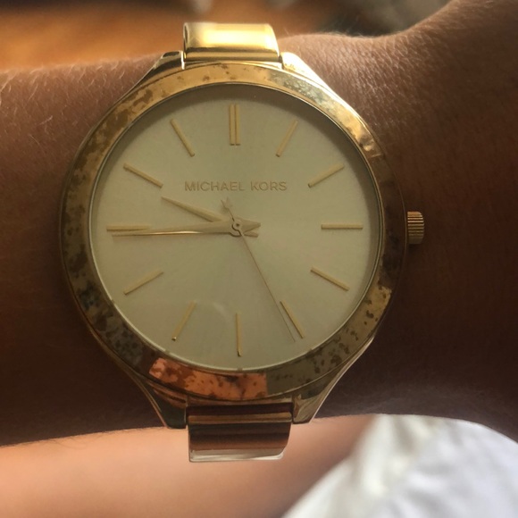 Michael Kors Accessories - Michael Kors women’s gold watch Michael Kors Accessories - Michael Kors women’s gold watch